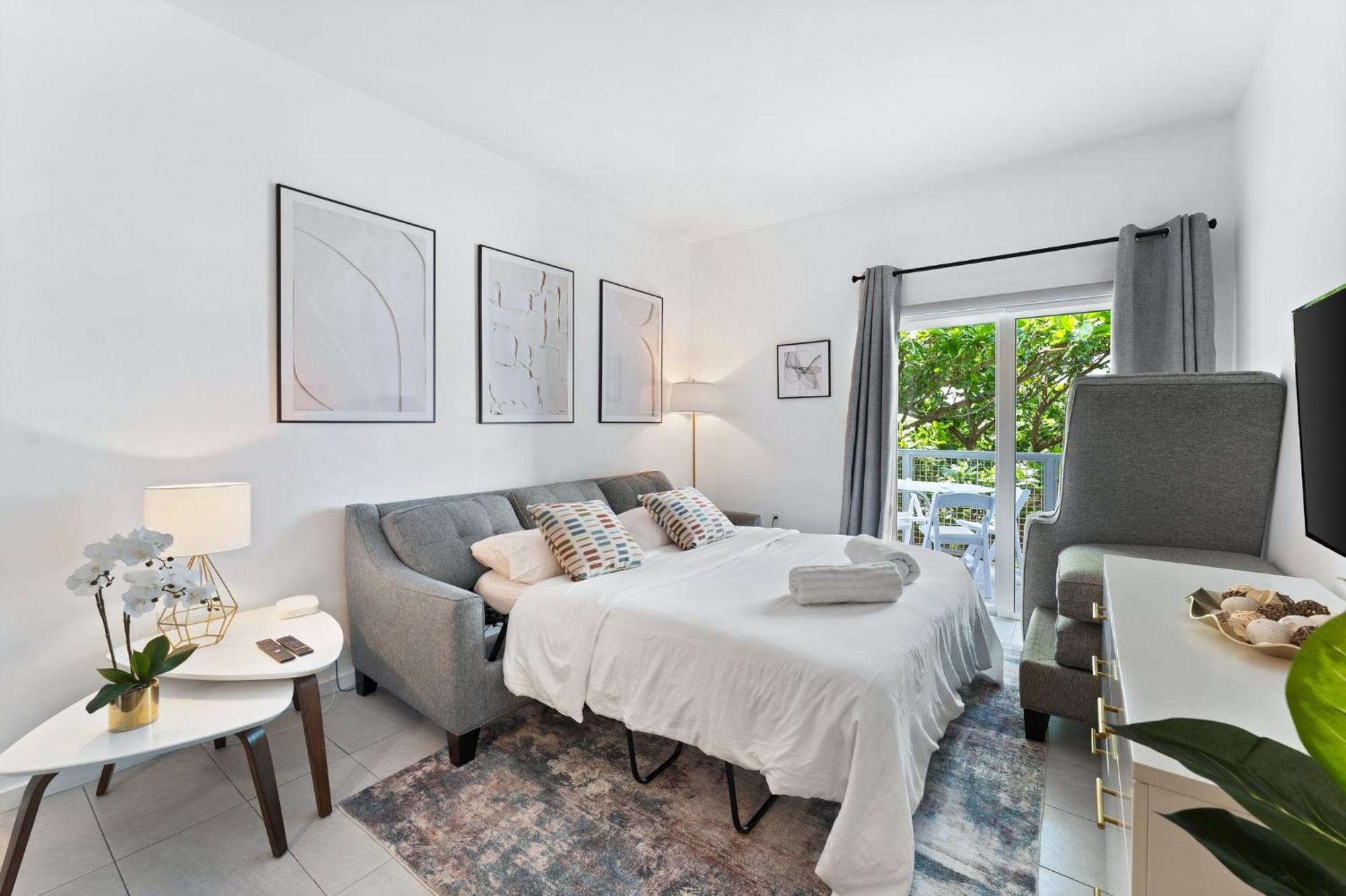 Modern Apartment In Edgewater Маями Стая снимка
